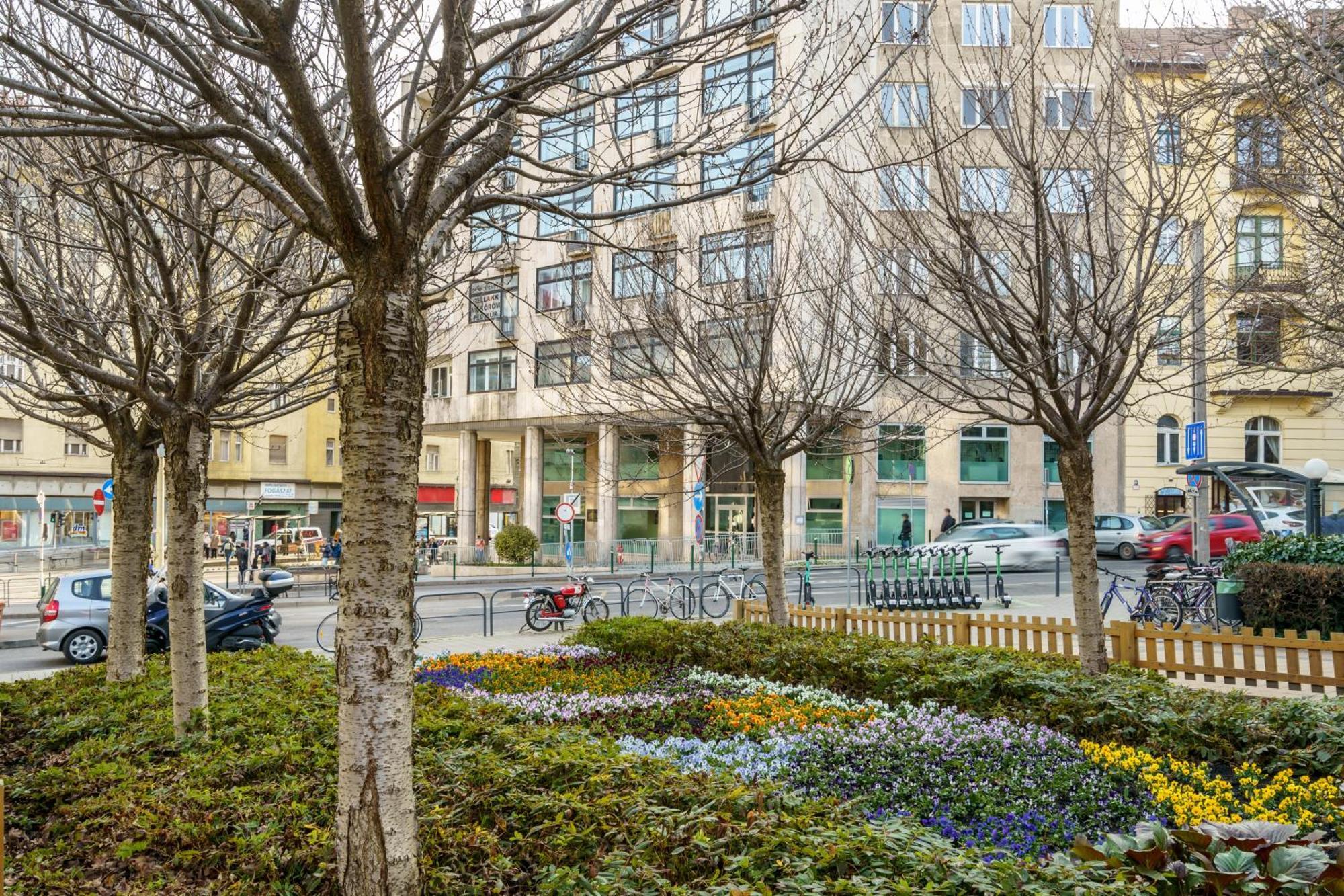 Barka Home In Downtown Buda Budapest Luaran gambar